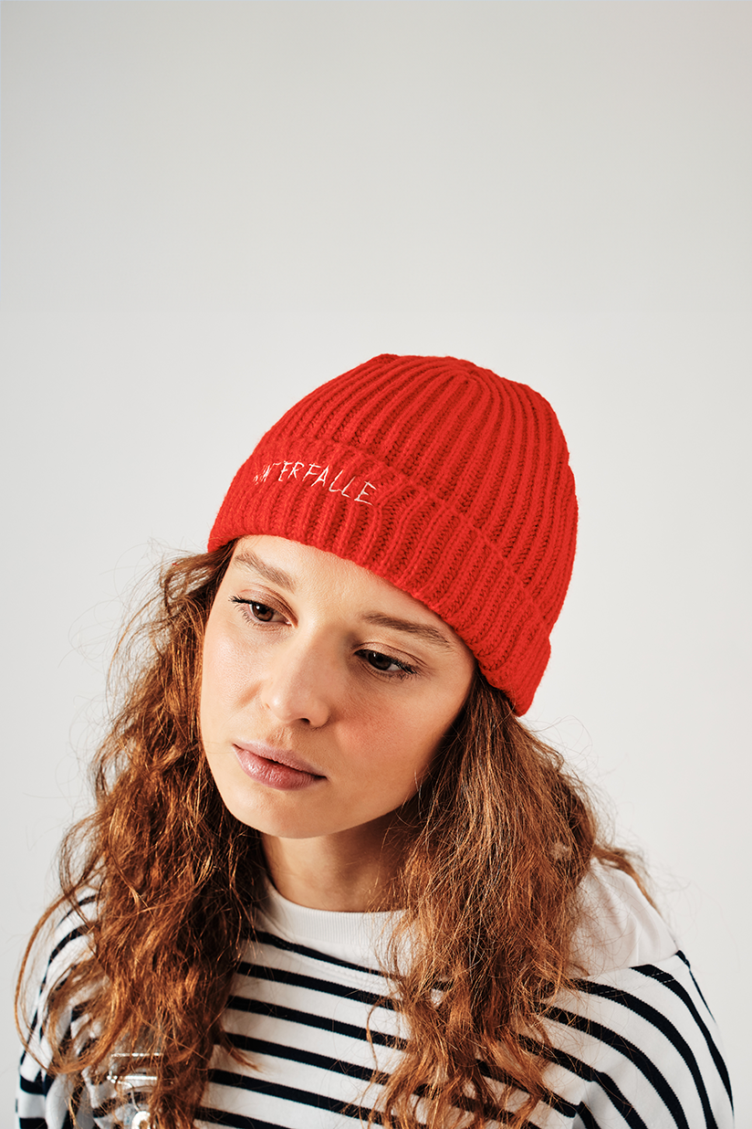 Winterfalle X Chris Riddell 'Aquatic Life' Red Beanie Hat 5